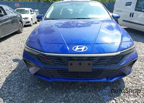 2024 Hyundai Elantra Sel z USA, uszkodzony, nr VIN KMHLM4DG8RU849584